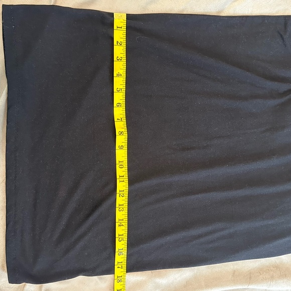 Timeless Black Dres - Picture 5 of 5